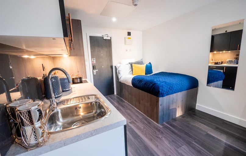 City Road, Ouseburn, Newcastle - Image 1